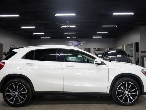 Used 2017 Mercedes-Benz GLA 250 image 6