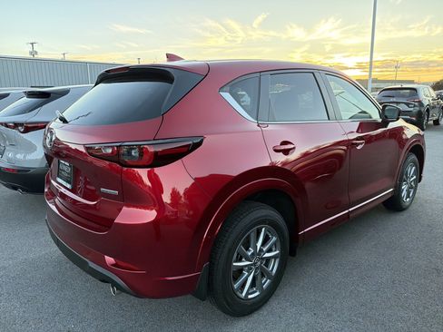 New 2025 MAZDA CX-5 AWD 2.5 S w/ Preferred Package image 3