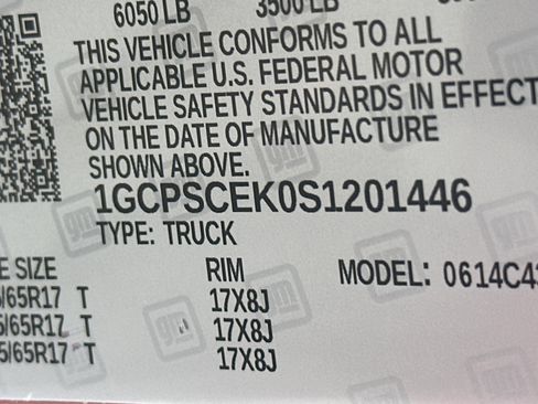 Certified 2025 Chevrolet Colorado LT w/ LT Convenience Package image 32