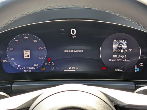 New 2024 Porsche Macan 4 Electric image 17