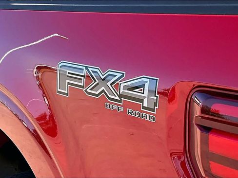 Used 2025 Ford F150 Platinum w/ FX4 Off-Road Package AWD/4WD image 28