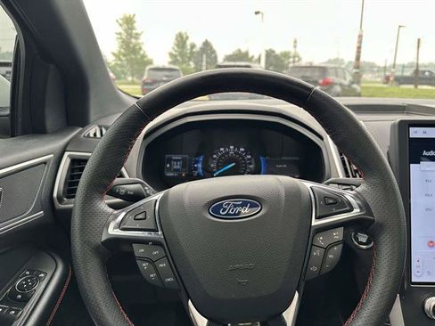 Used 2023 Ford Edge ST-Line AWD/4WD image 18