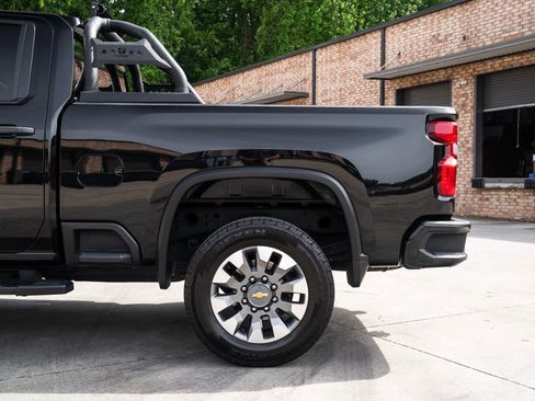 Used 2024 Chevrolet Silverado 2500 Custom w/ Custom Value Package AWD/4WD image 5