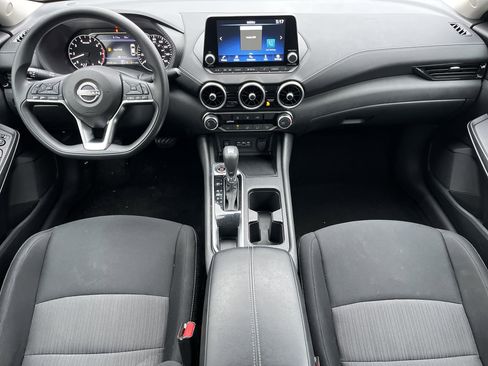 Used 2024 Nissan Sentra SV image 3