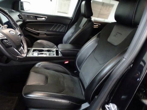 Used 2022 Ford Edge ST w/ Equipment Group 401A image 2