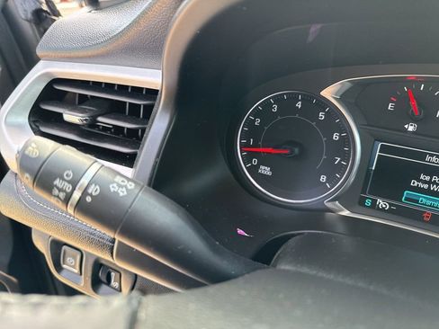 Certified 2019 GMC Acadia SLT image 42