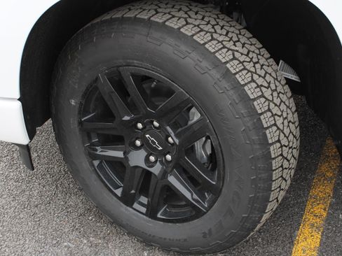 New 2026 Chevrolet Silverado 1500 RST w/ Rally Edition AWD/4WD image 18