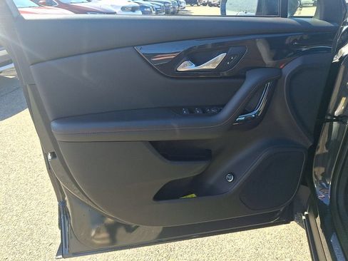 Used 2020 Chevrolet Blazer RS w/ LPO, Floor Liner Package AWD/4WD image 12
