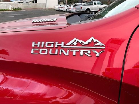 Used 2022 Chevrolet Silverado 1500 High Country w/ High Country Premium Package image 30