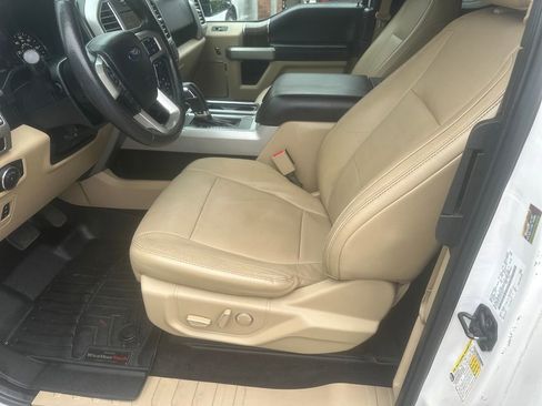 Used 2015 Ford F150 Lariat w/ Equipment Group 501A Mid RWD image 9