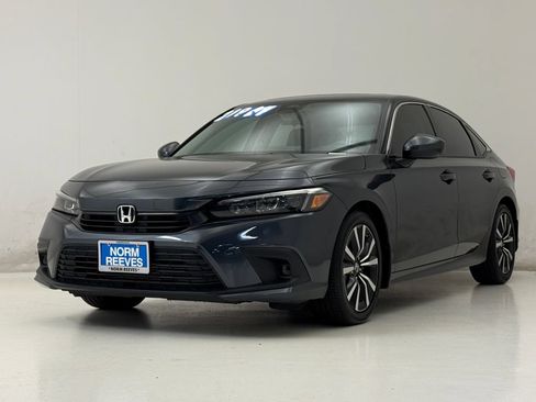 Certified 2024 Honda Civic EX image 2