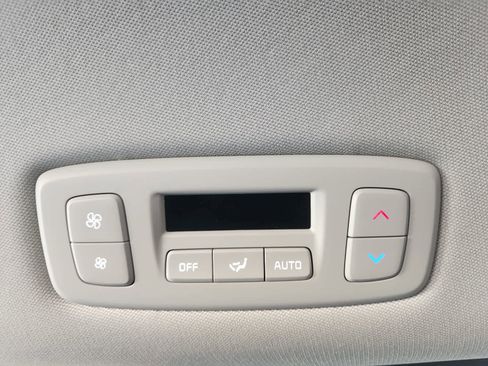 New 2026 Kia Carnival LX image 23