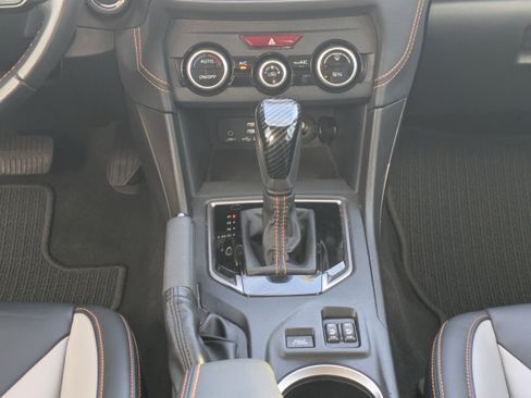 Certified 2022 Subaru Crosstrek 2.5i Limited w/ Moonroof Package 2 image 19