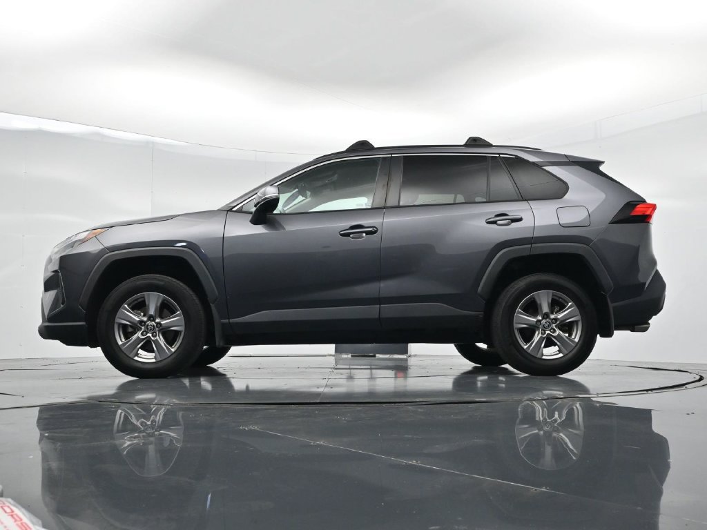 Used 2024 Toyota RAV4 XLE FWD image 29