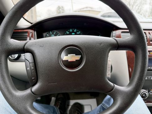 Used 2010 Chevrolet Impala LS image 13