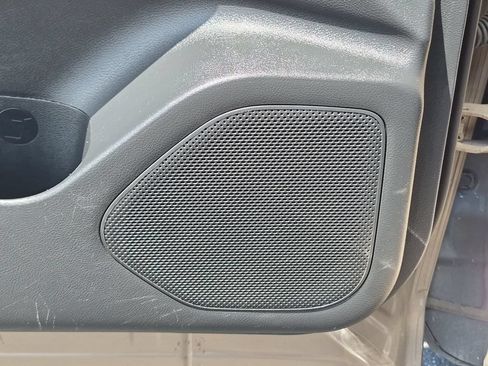 Certified 2024 Nissan Rogue SV FWD image 23