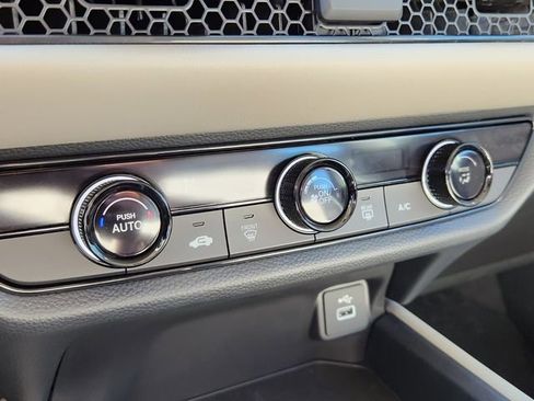 New 2025 Honda HR-V LX image 15