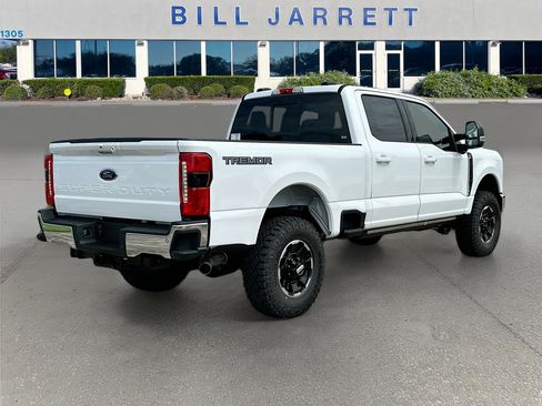New 2026 Ford F250 4x4 Crew Cab Super Duty image 4
