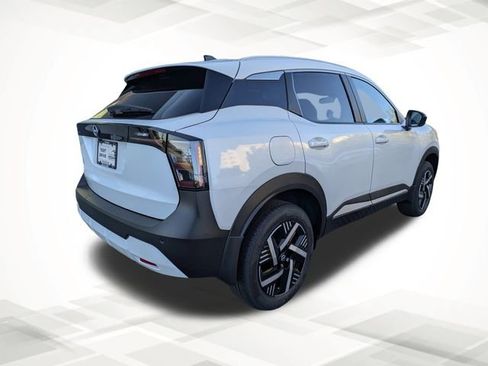 New 2026 Nissan Kicks SV w/ SV Premium Package image 5