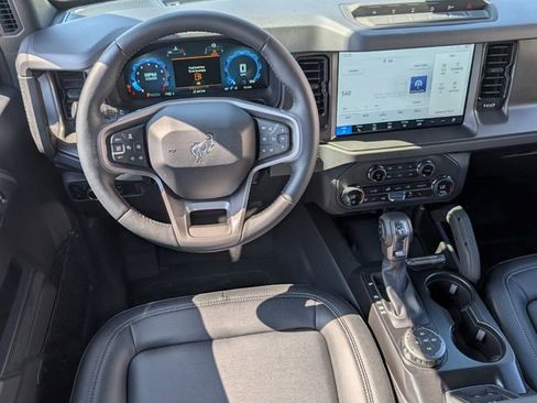 New 2025 Ford Bronco Badlands AWD/4WD image 9