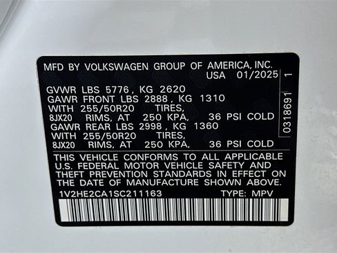 Used 2025 Volkswagen Atlas Cross Sport SE image 12