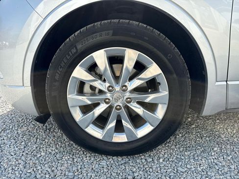 Used 2018 Buick Envision Essence image 31