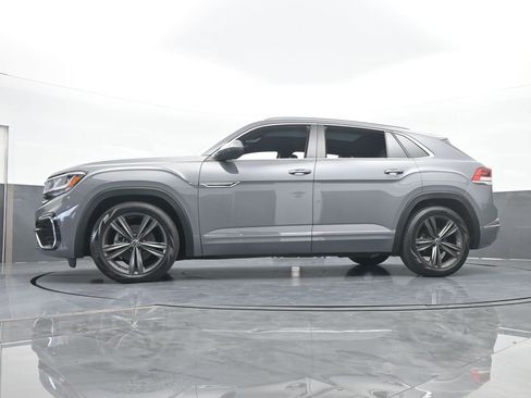 Used 2022 Volkswagen Atlas Cross Sport SEL R-Line image 61