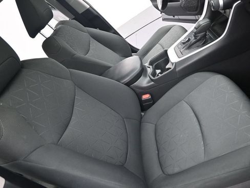 Used 2021 Toyota RAV4 XLE w/ Convenience Package AWD/4WD image 11