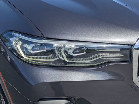 Used 2020 BMW X7 xDrive40i w/ Dynamic Handling Package image 12