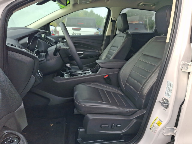 Used 2018 Ford Escape Titanium AWD/4WD image 13