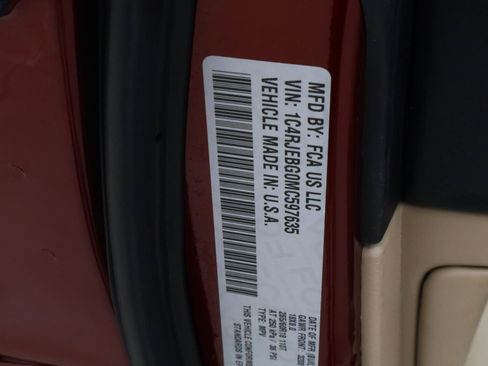 Used 2021 Jeep Grand Cherokee Limited w/ Luxury Group II RWD image 24