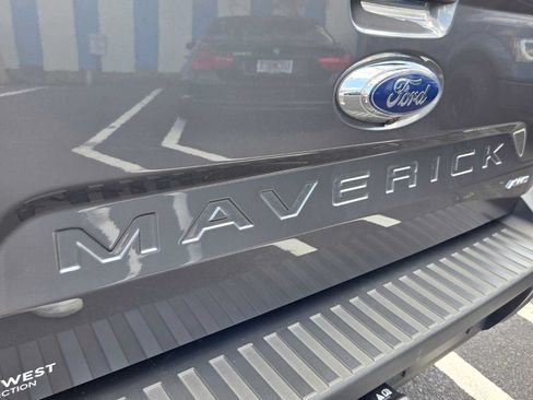 Used 2023 Ford Maverick Lariat w/ Lariat Luxury Package AWD/4WD image 14