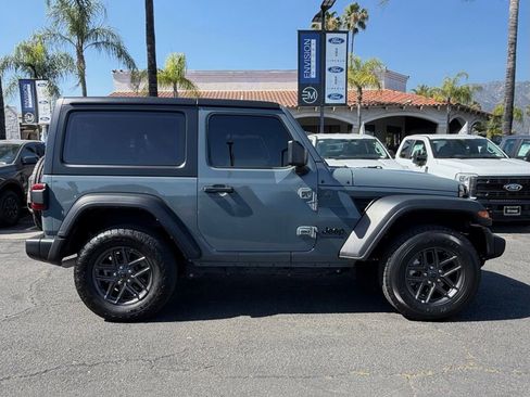 Used 2024 Jeep Wrangler Sport AWD/4WD image 11