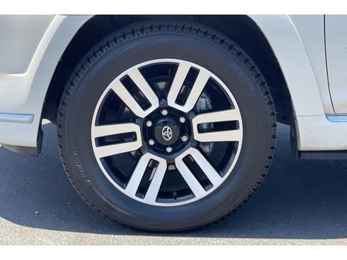 Used 2023 Toyota 4Runner Limited RWD image 46