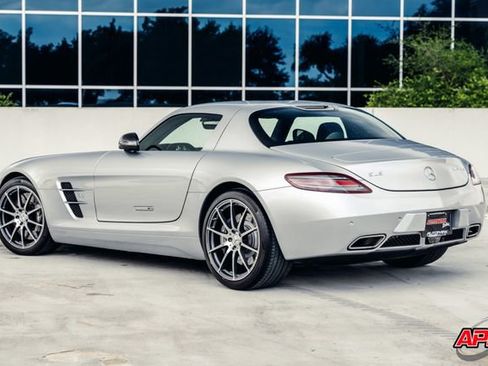 Used 2011 Mercedes-Benz SLS AMG Coupe image 72