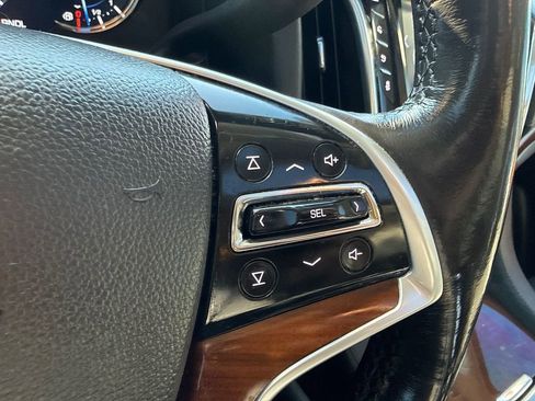 Used 2018 Cadillac Escalade Luxury image 23