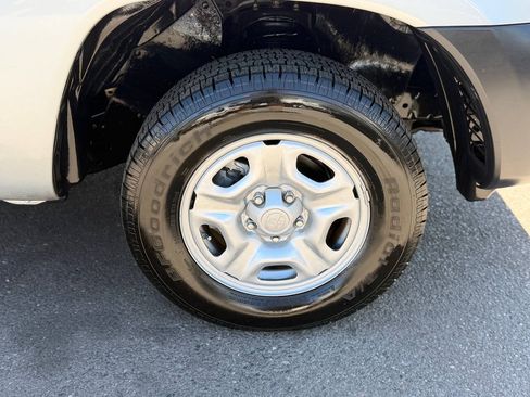 Used 2006 Toyota Tacoma 2WD Regular Cab image 74