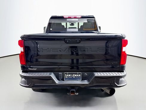 Used 2022 Chevrolet Silverado 2500 LTZ w/ LTZ Plus Package image 6