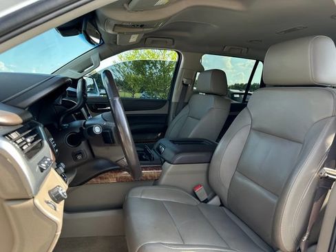 Used 2018 Chevrolet Tahoe Premier w/ Max Trailering Package RWD image 14