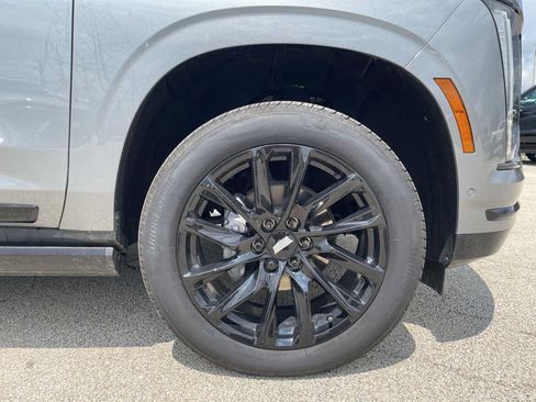 Certified 2026 Cadillac Escalade Sport w/ LPO, ONYX Package AWD/4WD image 35