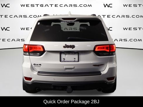 Used 2019 Jeep Grand Cherokee Trailhawk w/ Trailhawk Luxury Group AWD/4WD image 4