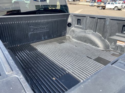 Used 2023 Ford F150 XLT image 4