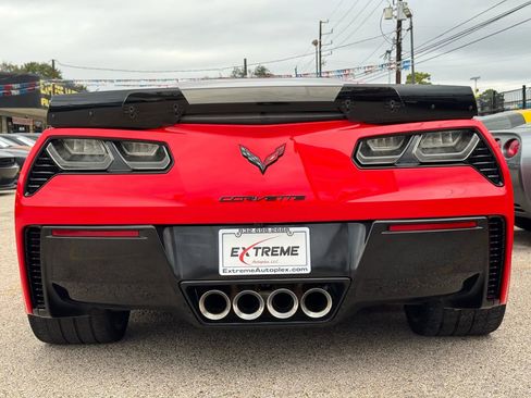 Used 2016 Chevrolet Corvette Z06 w/ 3LZ Preferred Equipment Group image 5