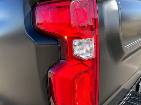 Used 2023 Chevrolet Silverado 3500 High Country w/ Z71 Off-Road Package image 33