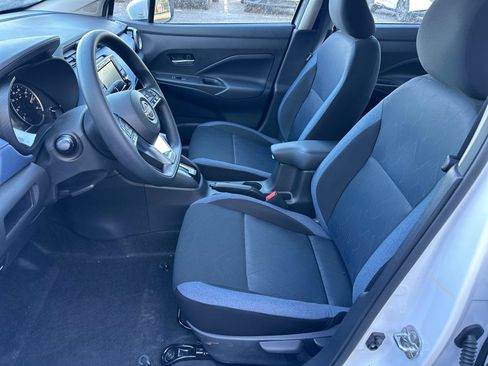 New 2025 Nissan Versa SV w/ Trunk Package image 9