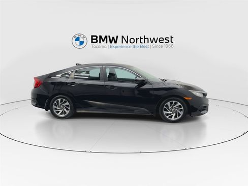 Used 2017 Honda Civic EX image 5