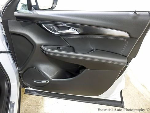 Used 2025 Buick Envision Preferred AWD/4WD image 23
