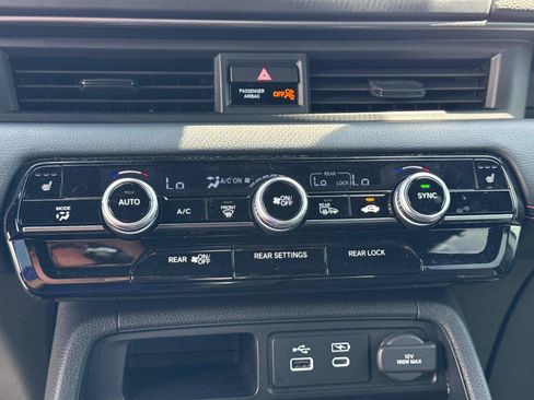 Certified 2025 Honda Pilot TrailSport image 25