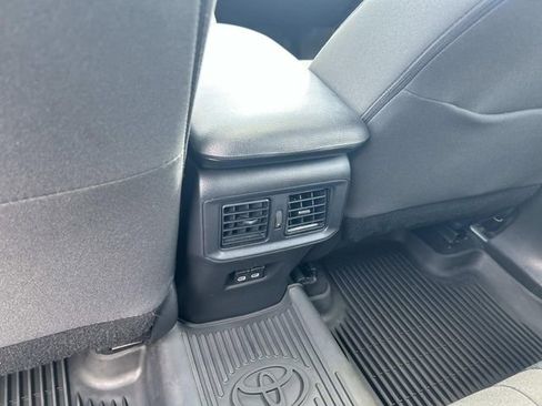 Used 2025 Toyota RAV4 XLE w/ Convenience Package image 19