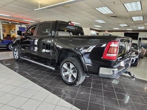 Used 2019 RAM 1500 Laramie AWD/4WD image 6